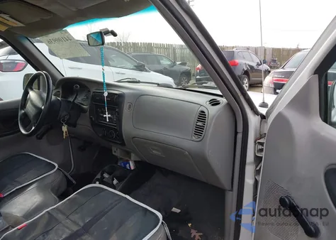 2000 Ford Ranger Xl/Xlt from USA, damaged, VIN 1FTYR10V8YPA75560